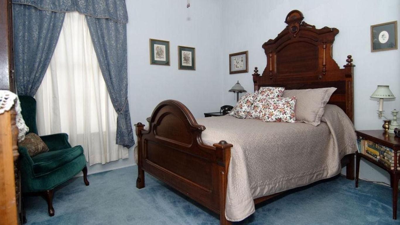 Hall Place Bed and Breakfast