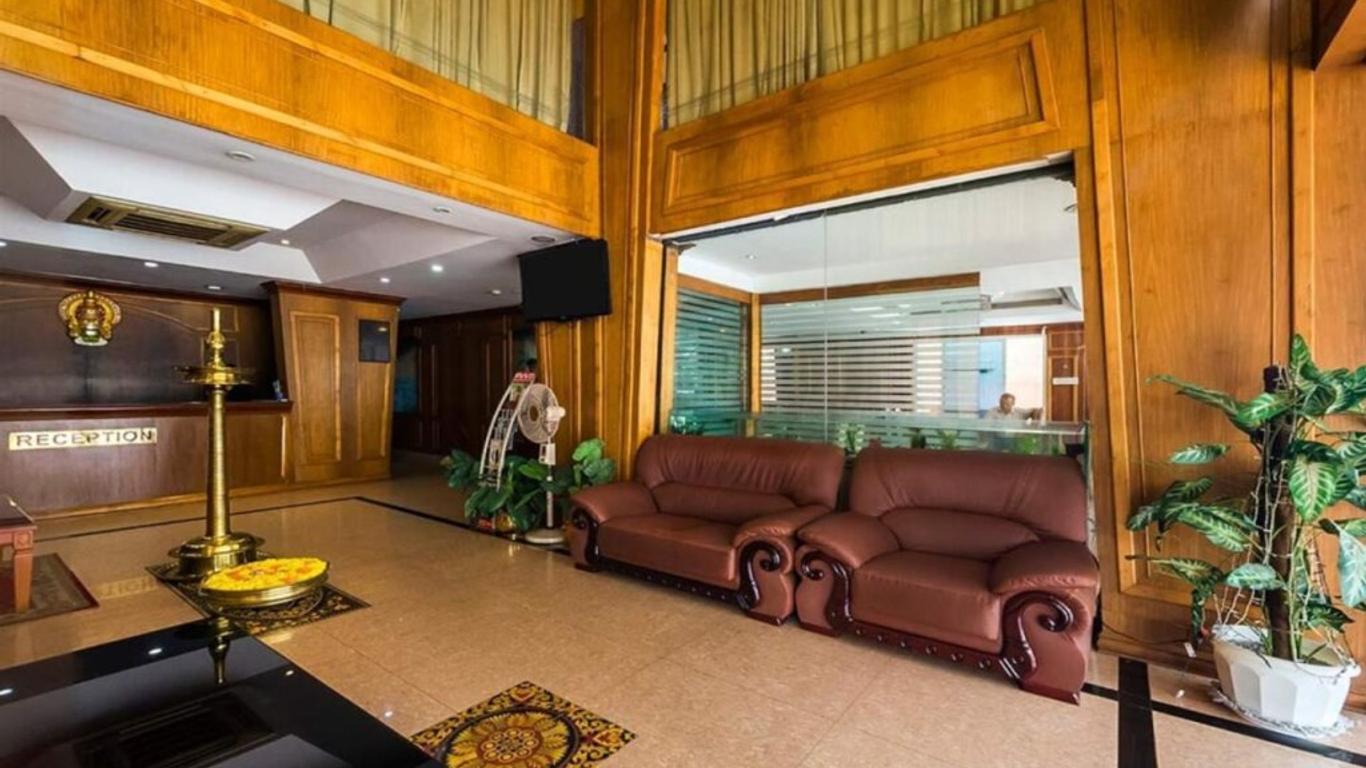 Hotel Teekay Palace