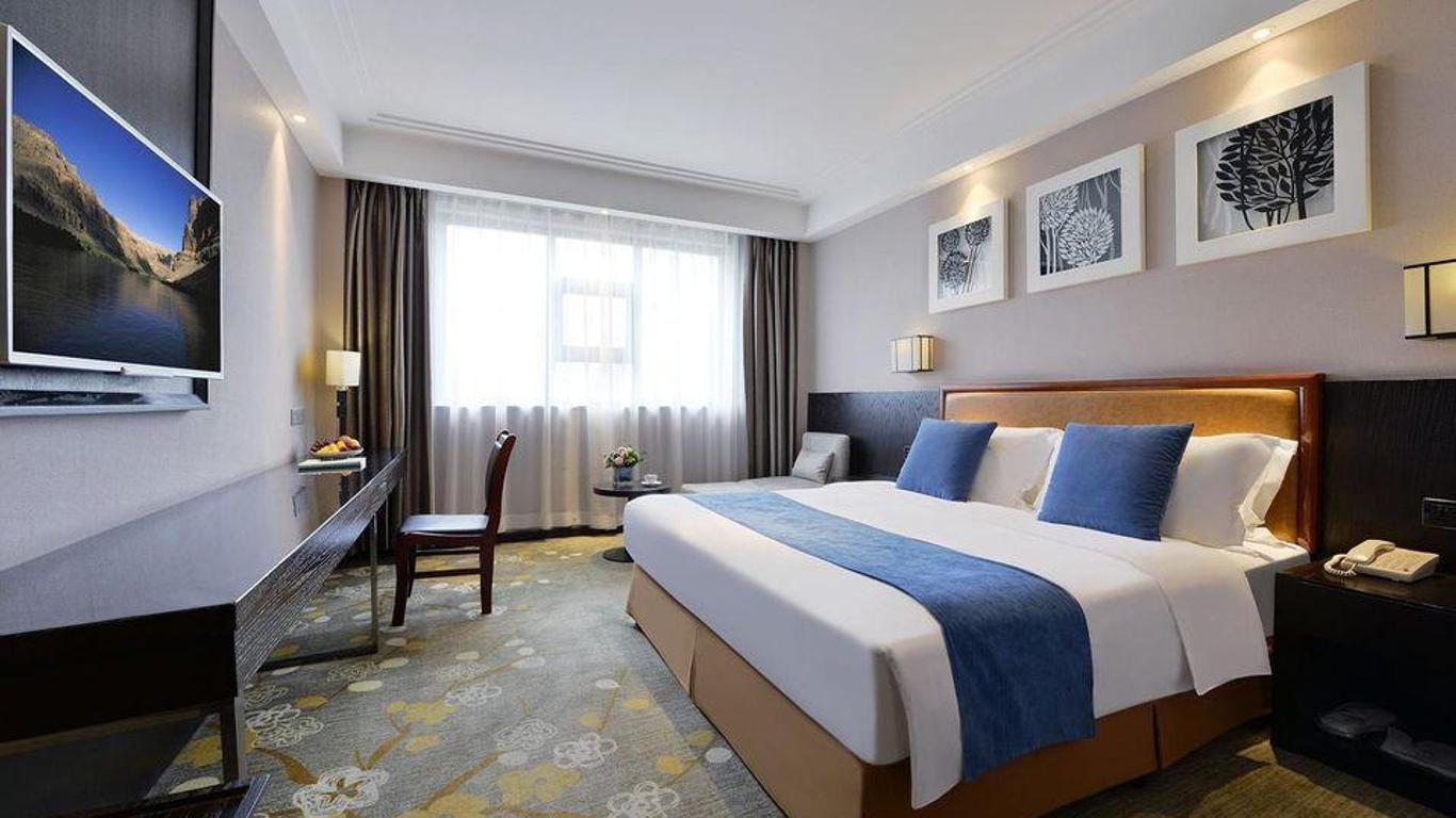 Jinhao Hotel (Xi'An Giant Wild Goose Pagoda)