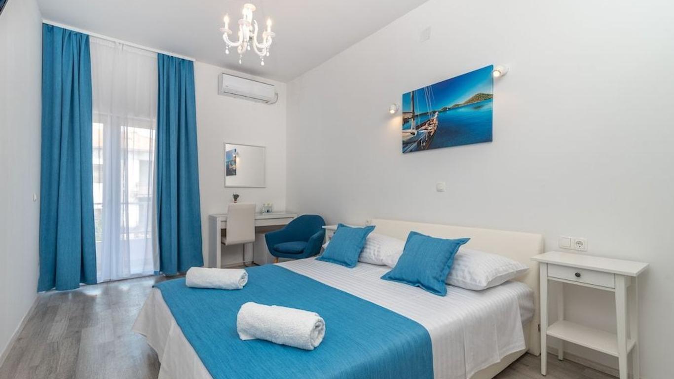 Villa Lux