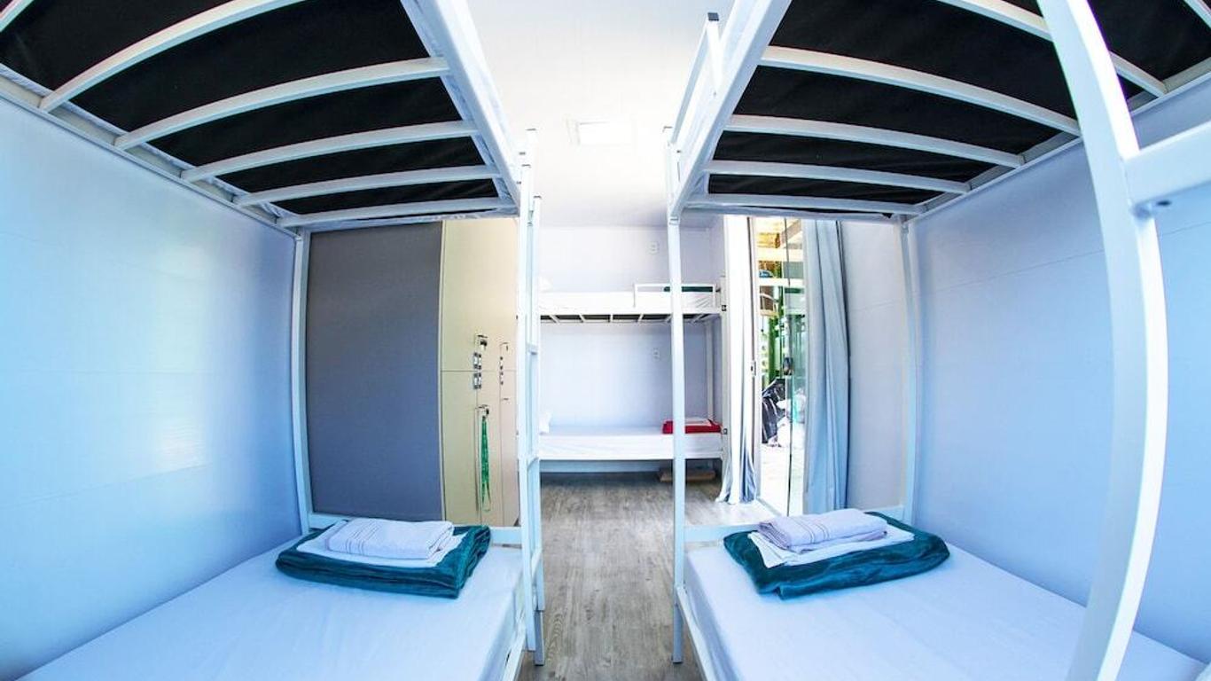 Praia Do Rosa Hostel