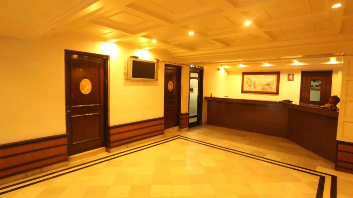 OYO 1279 Tex Palazzo Hotel