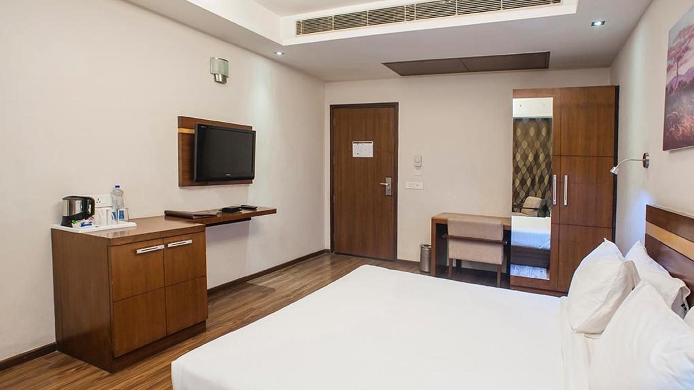 Hive Panipat Hotel