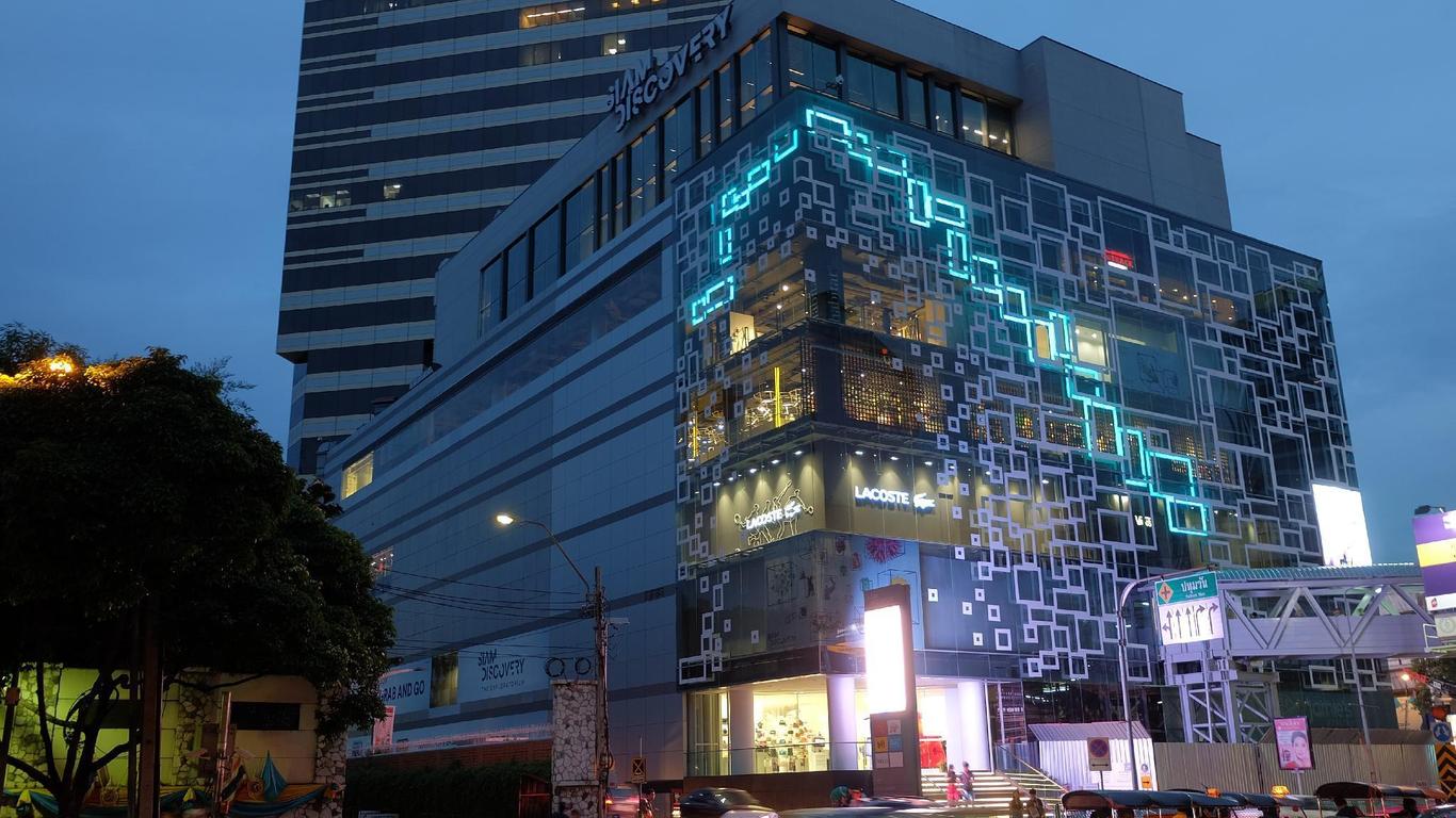 Miami Hostel Sukhumvit