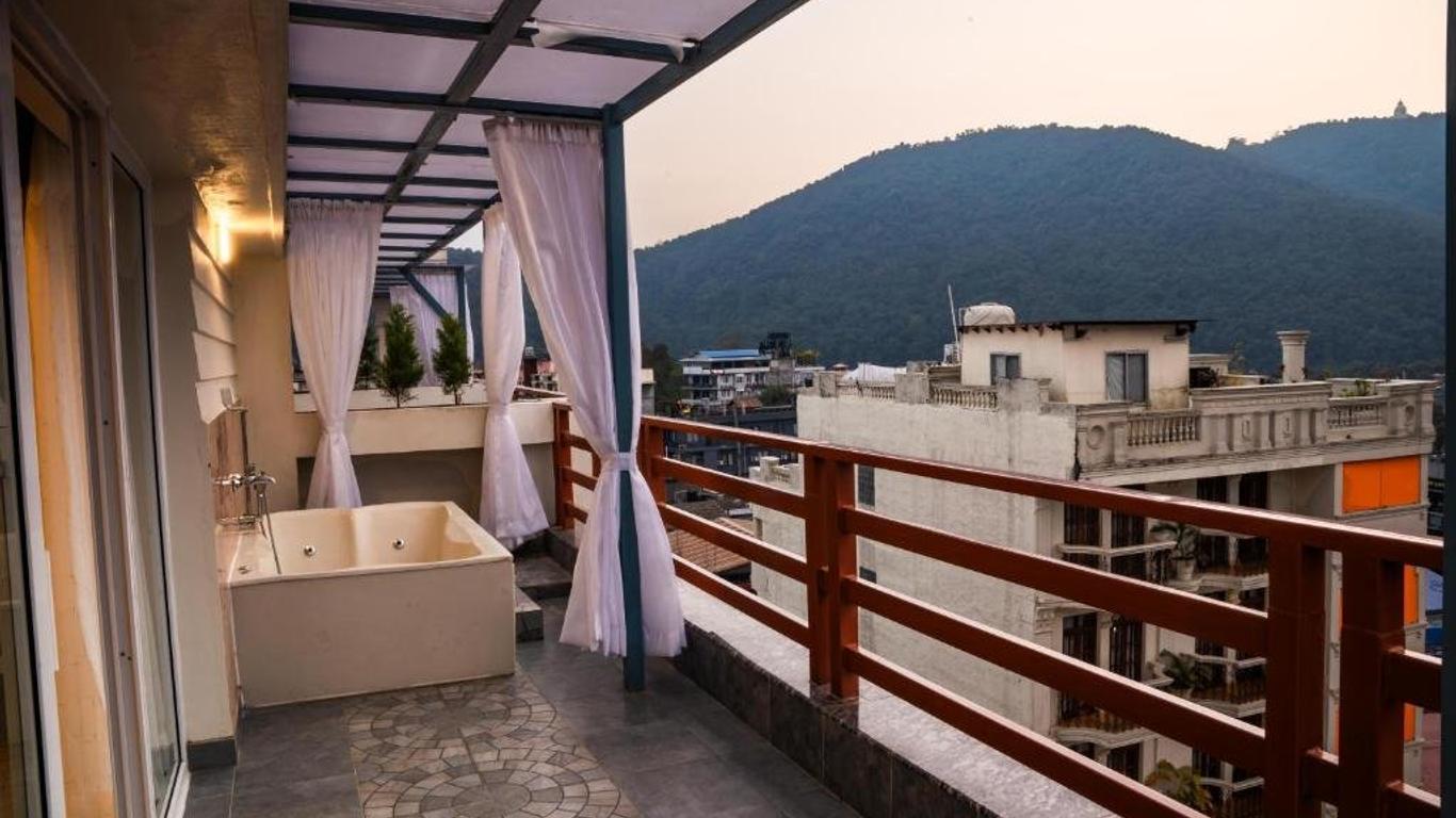 Hotel Alpine Villa