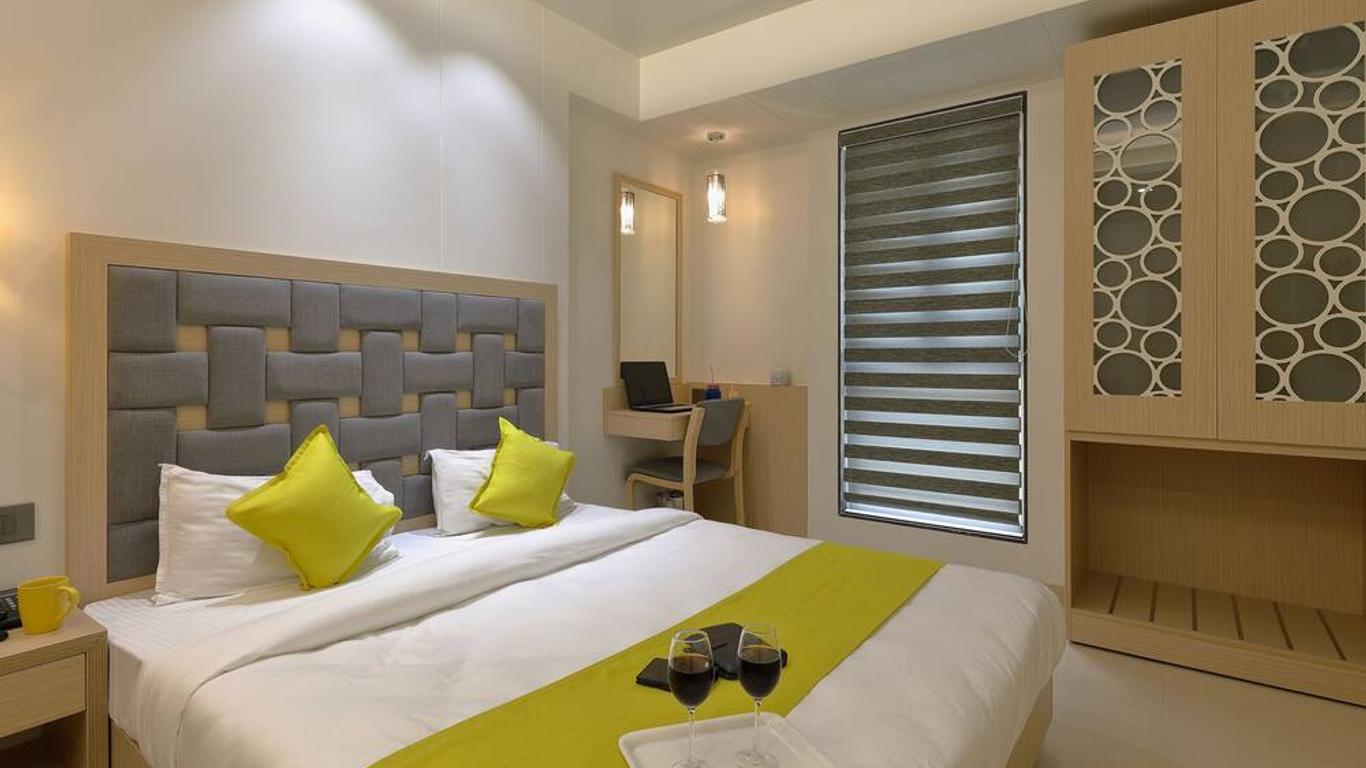 Hotel Sifat International