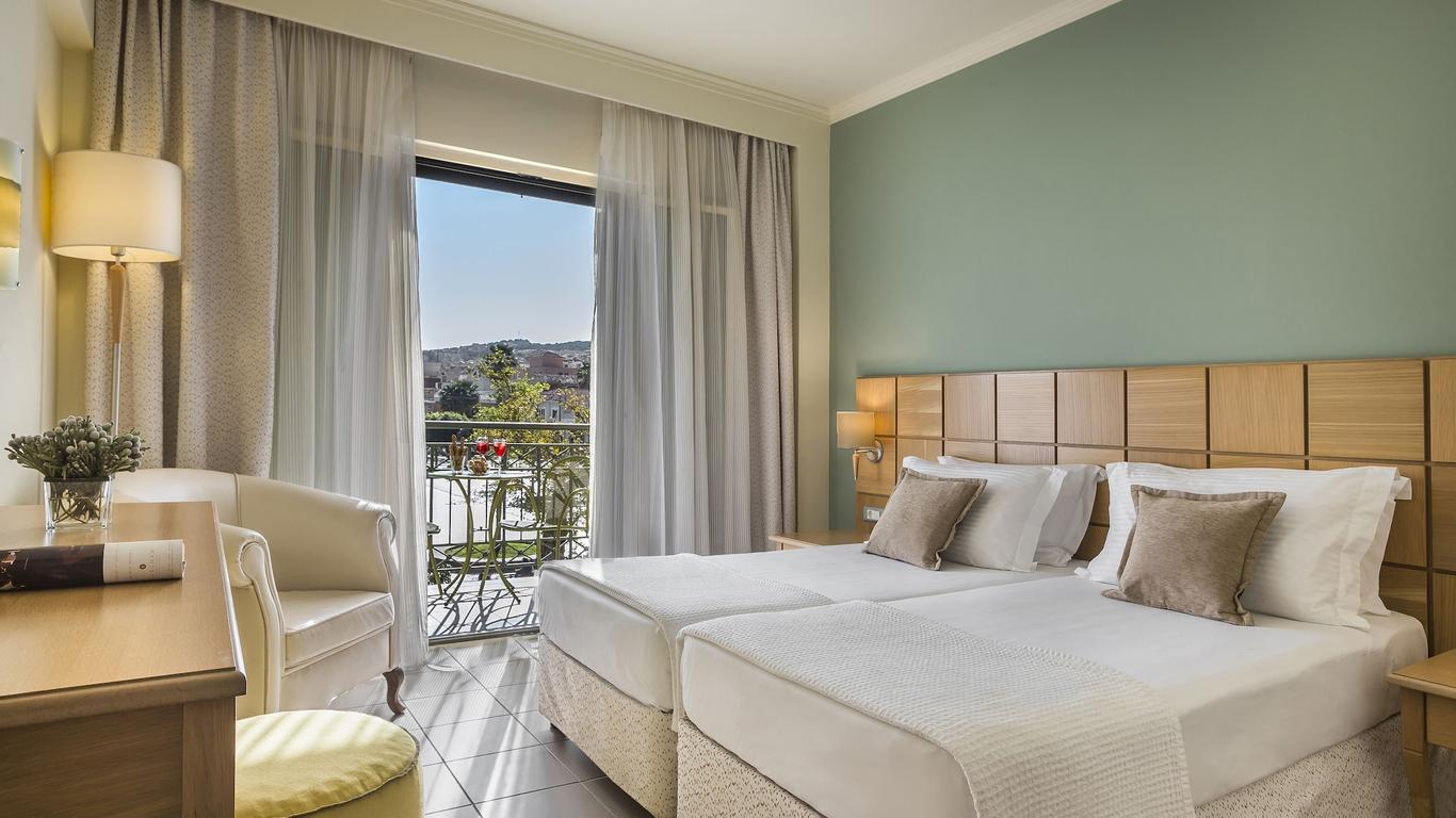 Ionian Plaza Hotel & Spa