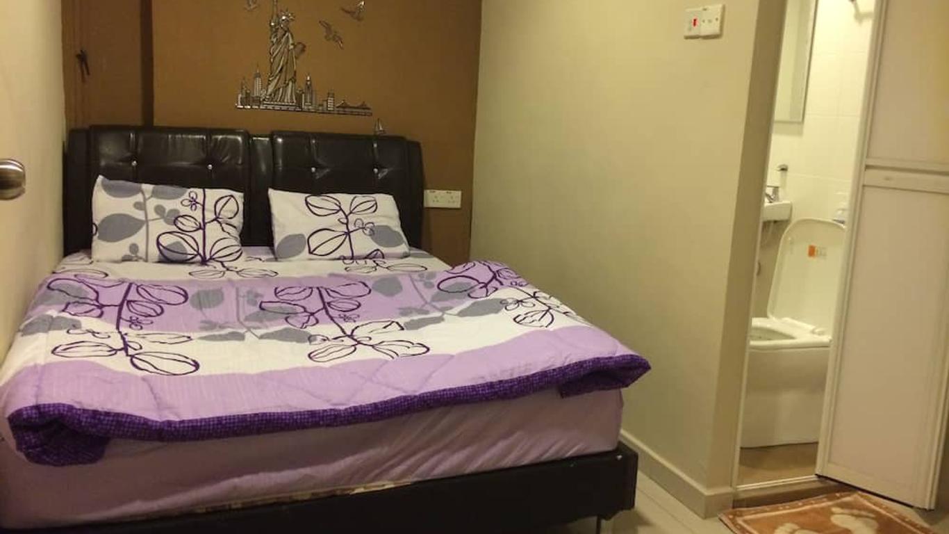 Funky Crib Hotel