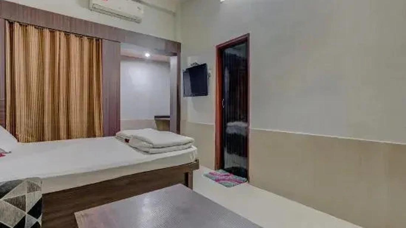 Hotel Basera