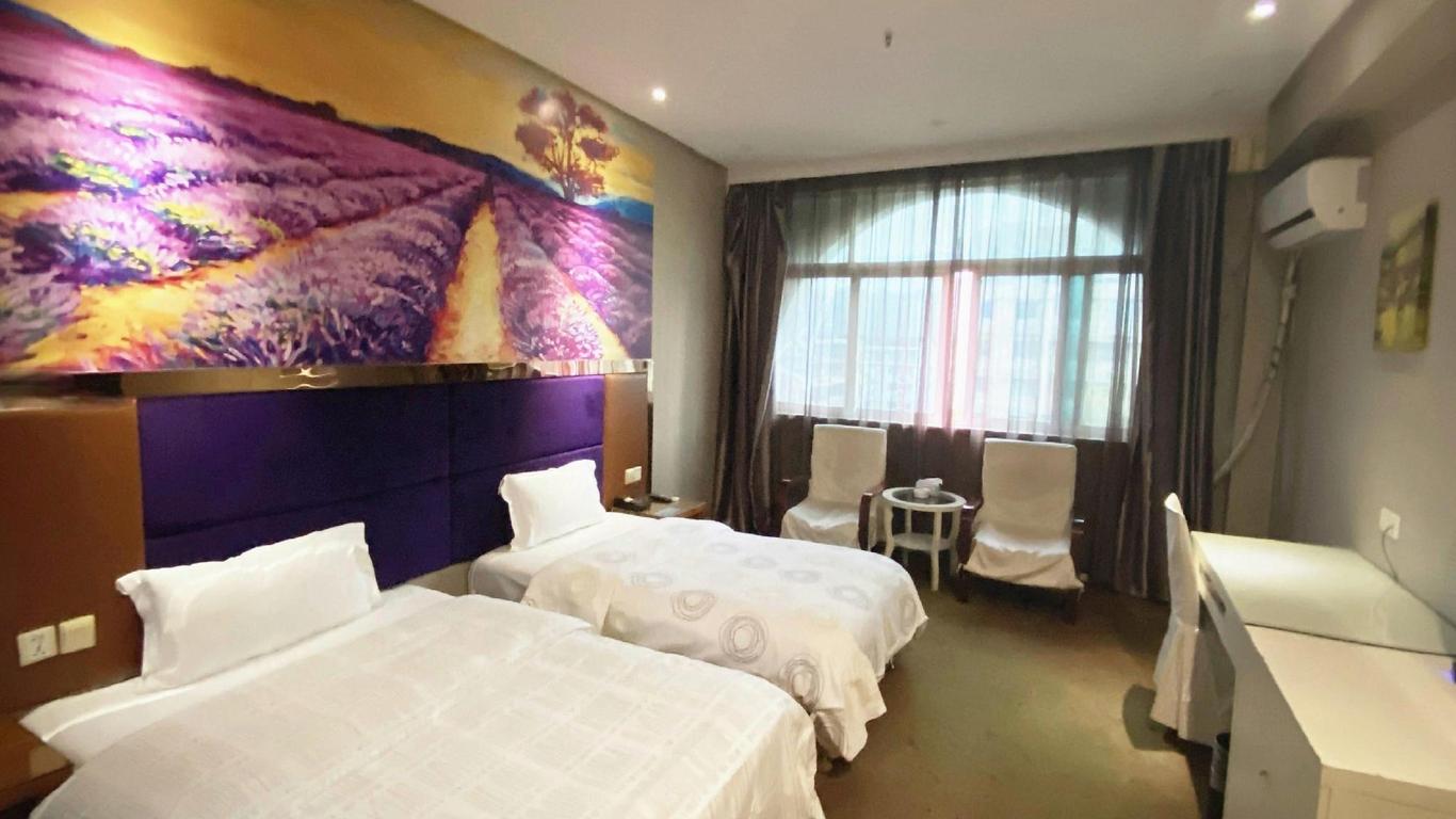 Dream 8 Business Hotel