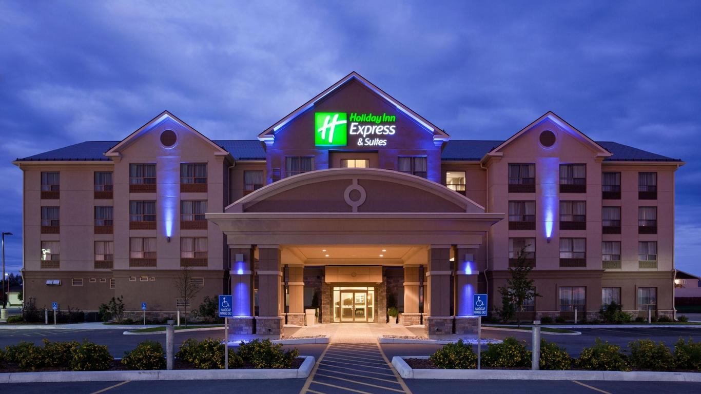 Holiday Inn Express New Liskeard