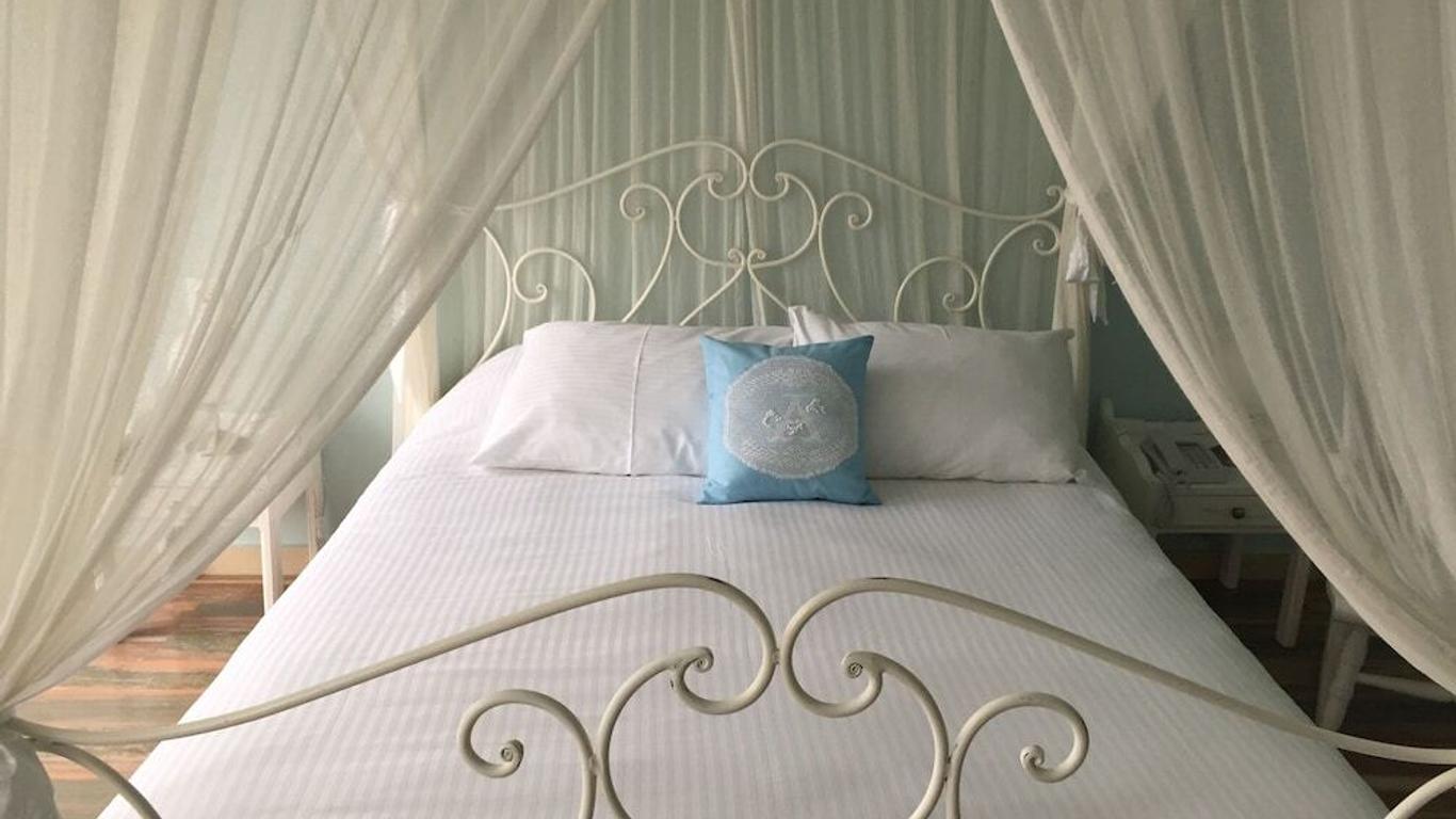 Masouriblu Boutique Hotel