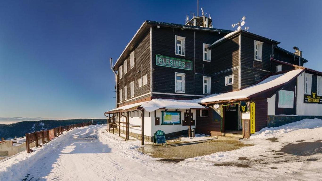 Hotel Plesivec