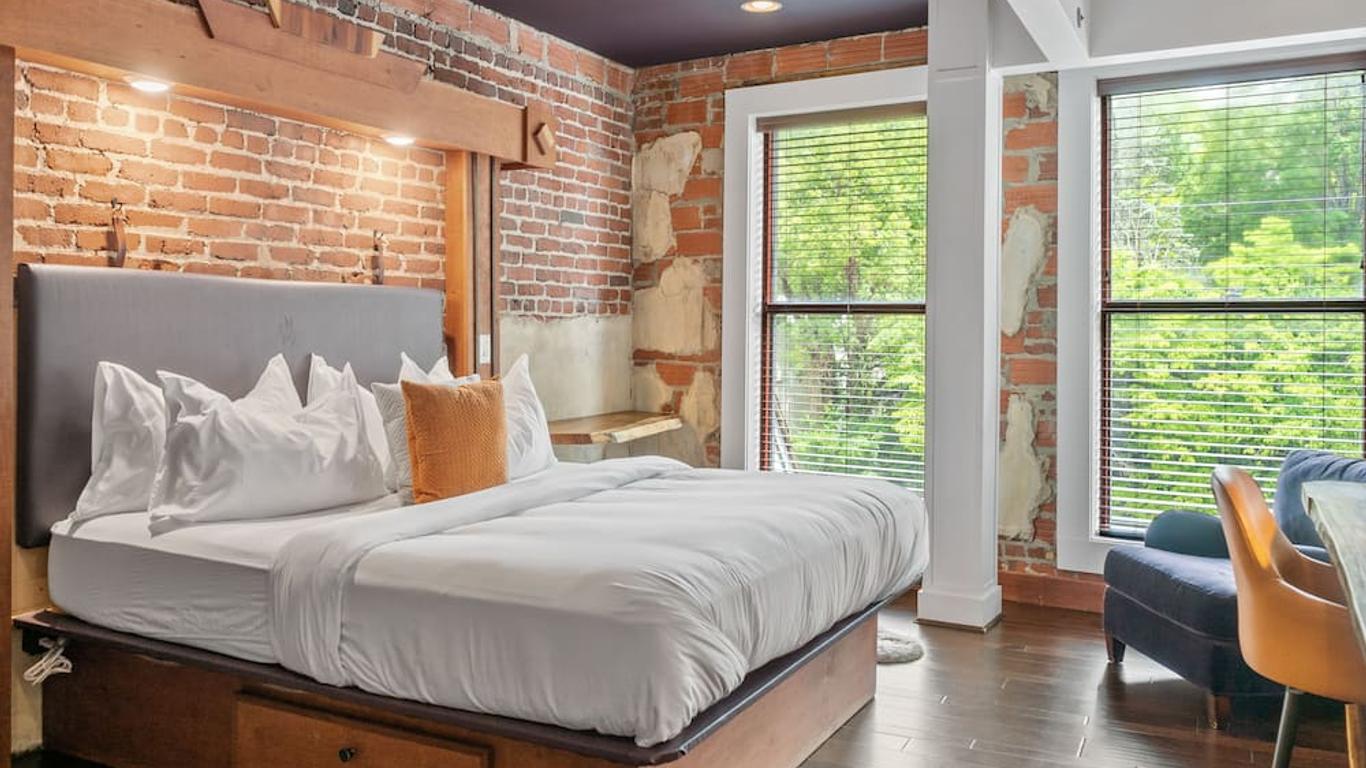 The Horton Hotel