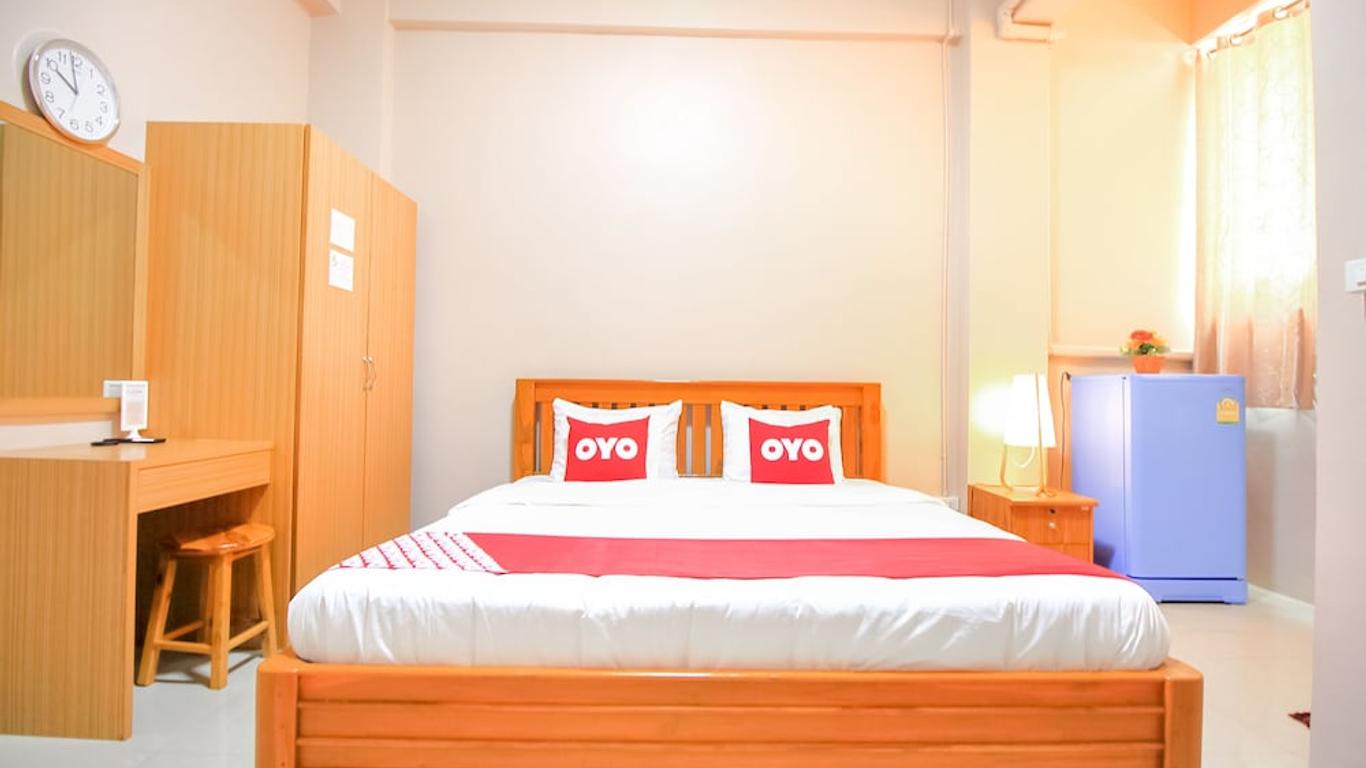 OYO 349 Aroonrung House