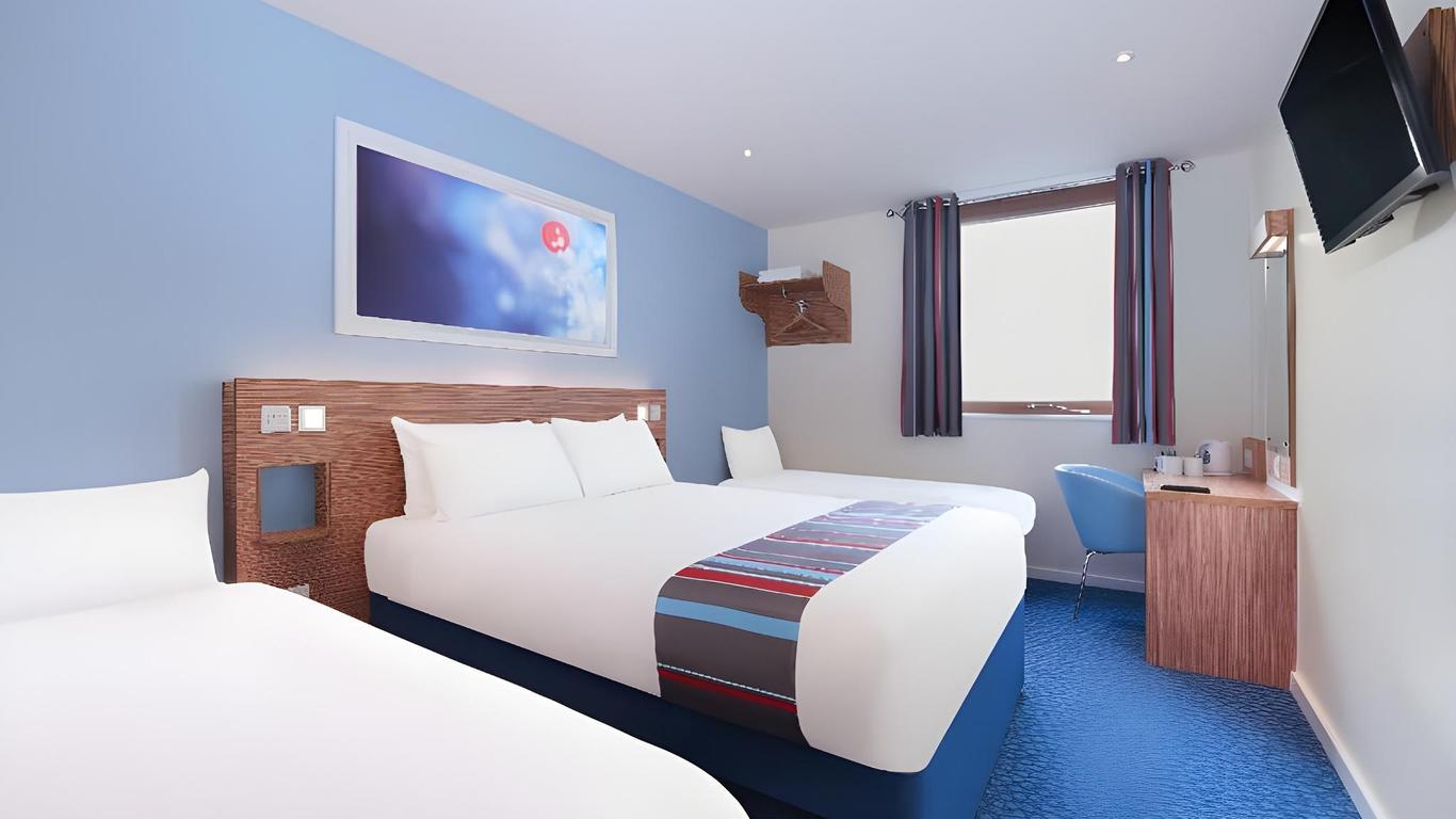 Travelodge Farnborough Central