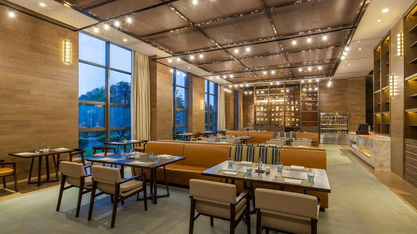 Four Points by Sheraton Hefei, Baohe