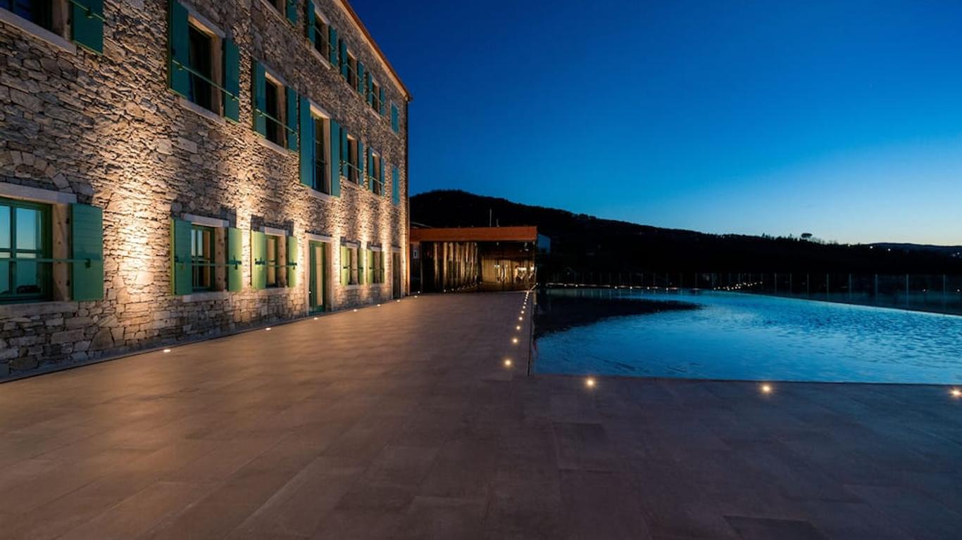 Winery & Design Hotel Roxanich