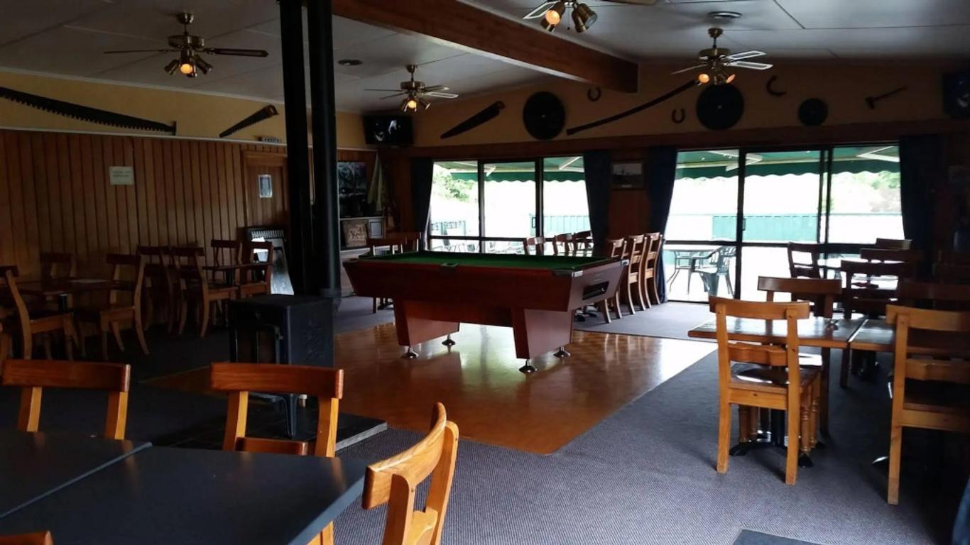 Mahoe Motel