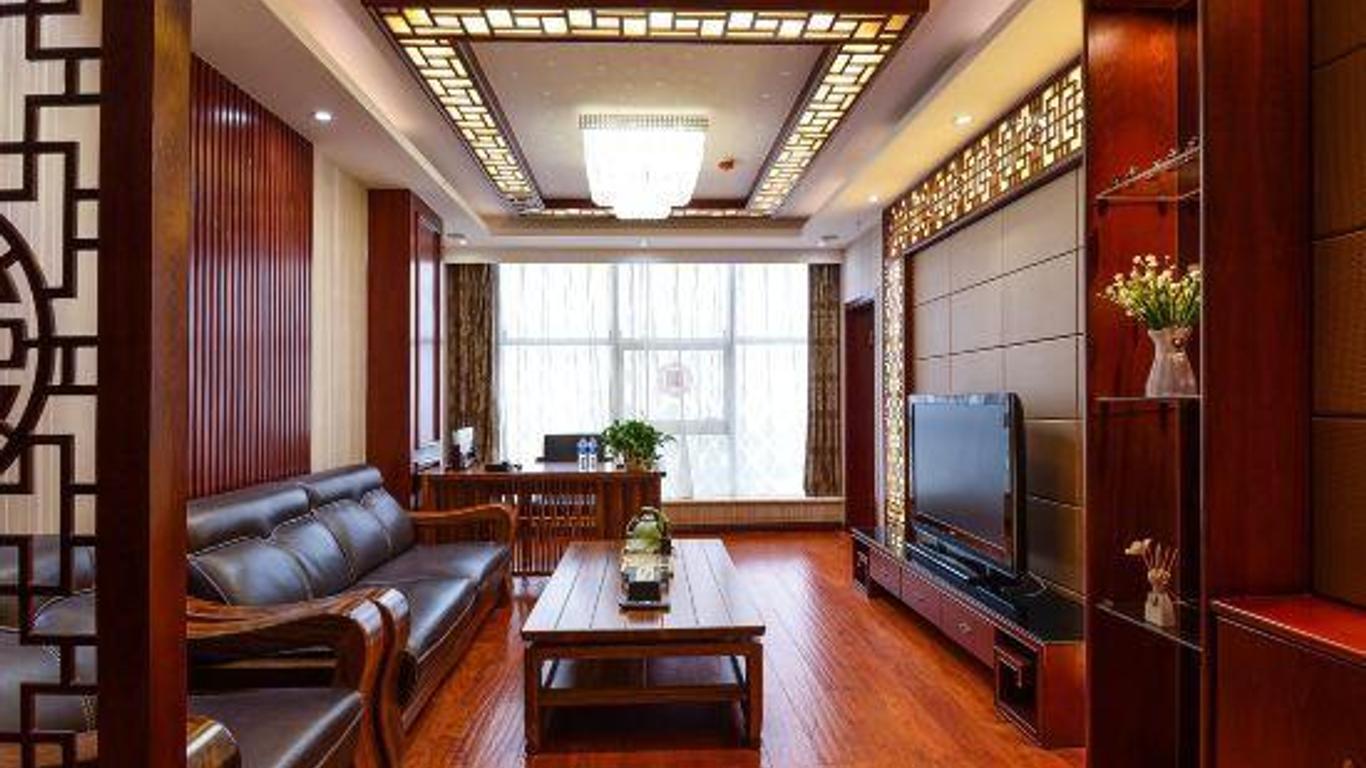Bianjing Guomao Hotel (Kaifeng Xiaosongcheng Qingming Shangheyuan Store)