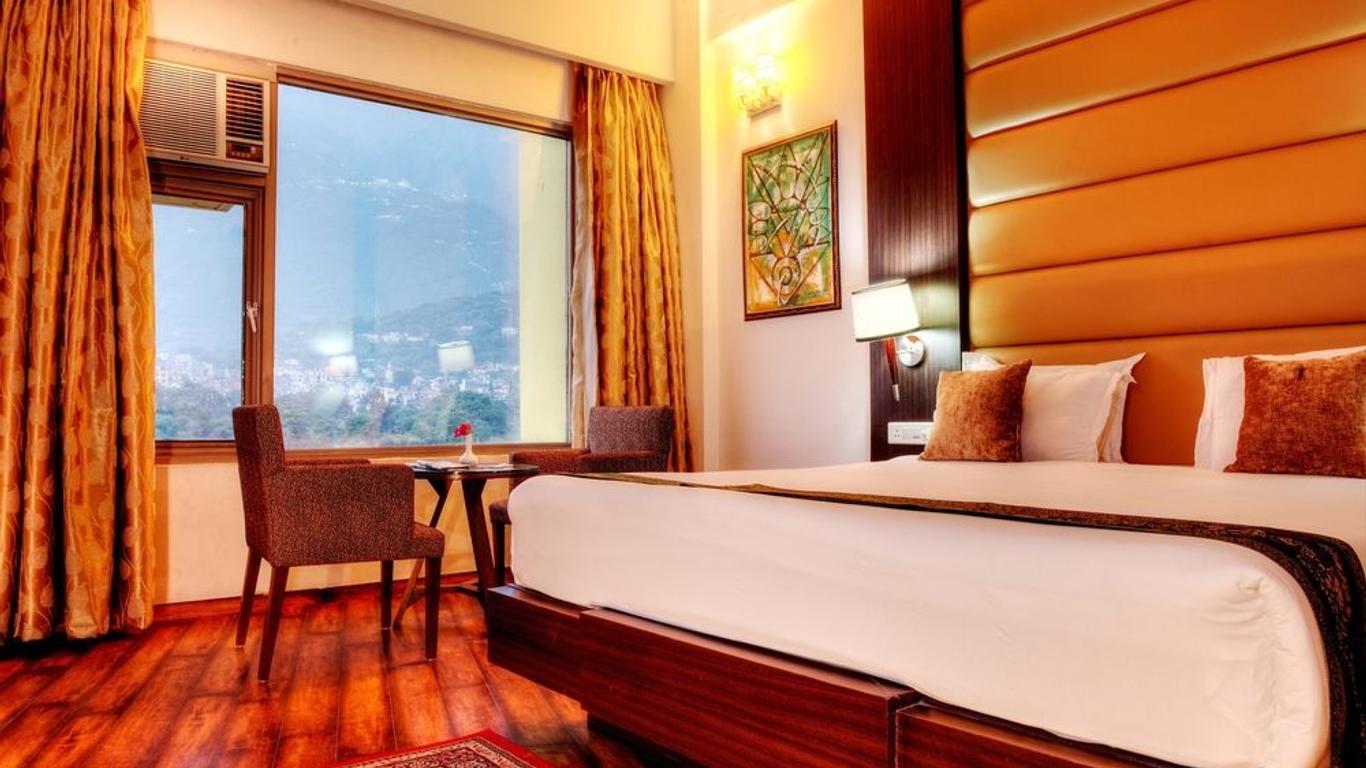 Hotel Ambassador Katra