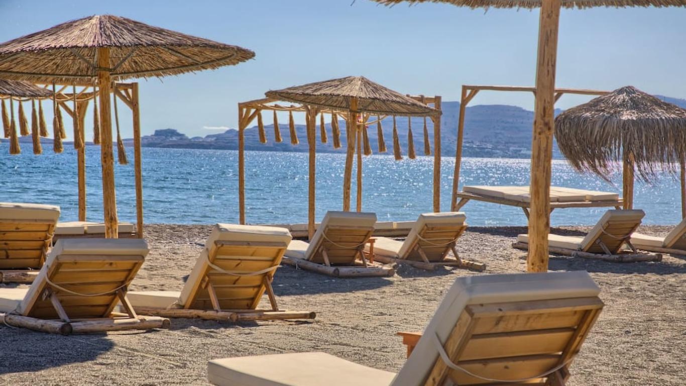 Alia Luxury Suites And Spa