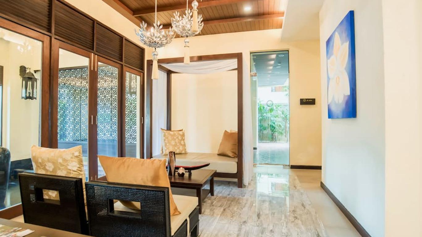 De Chai Colonial Hotel & Spa