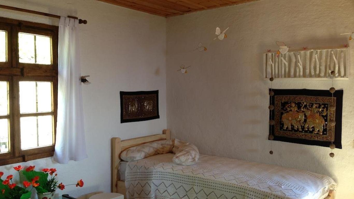 Hotel Leshten