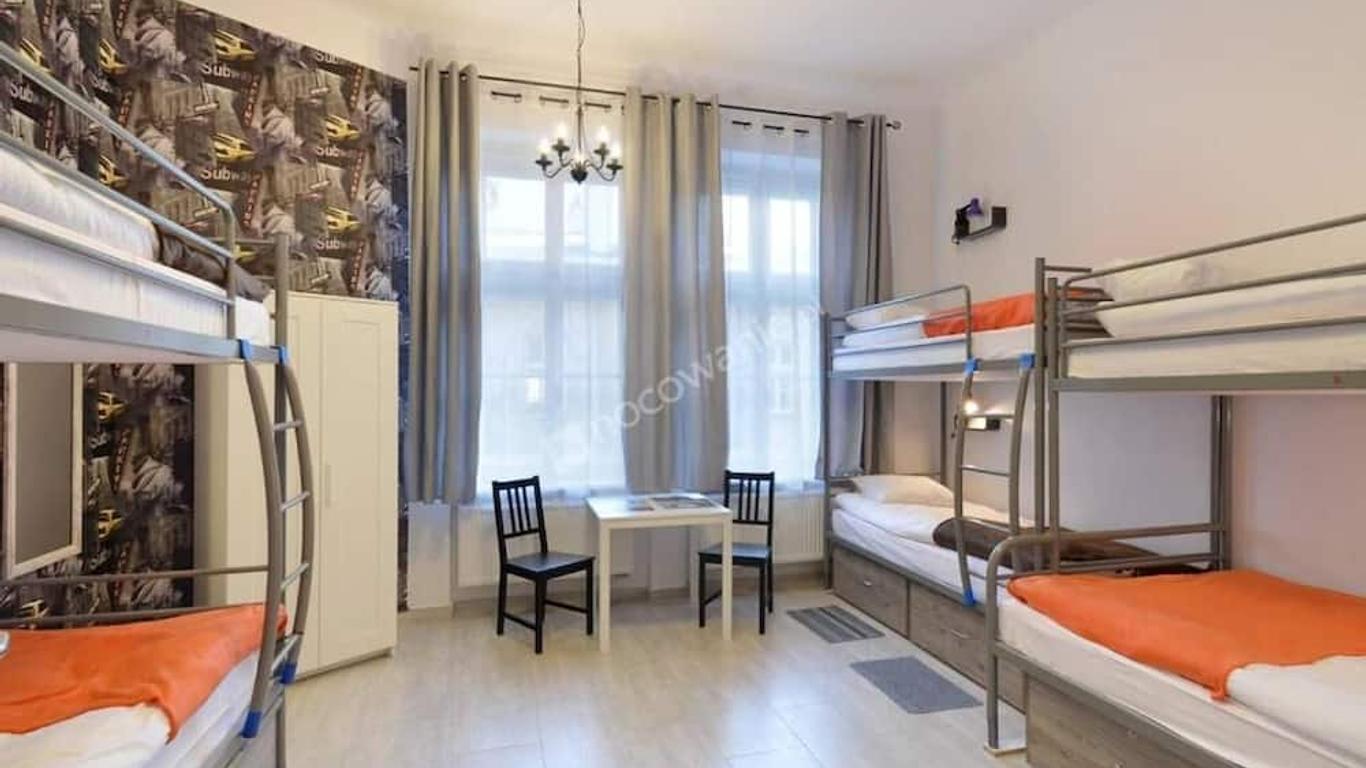 Hostel Lwowska 11