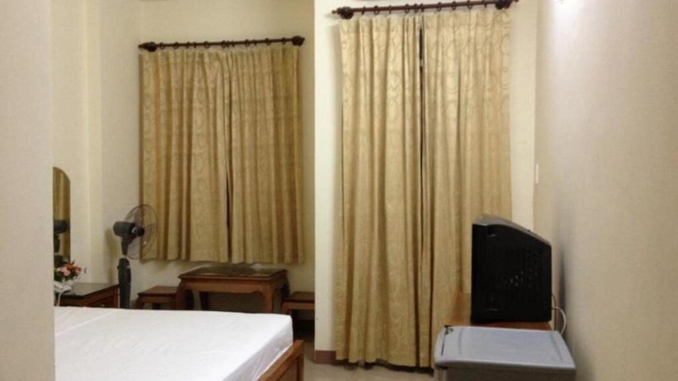 Hong Tuoi Hotel