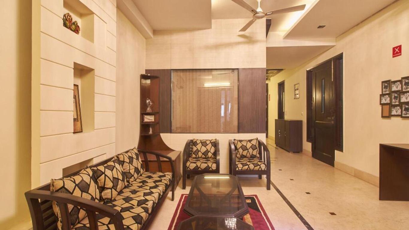 OYO 3594 Kamla Nagar