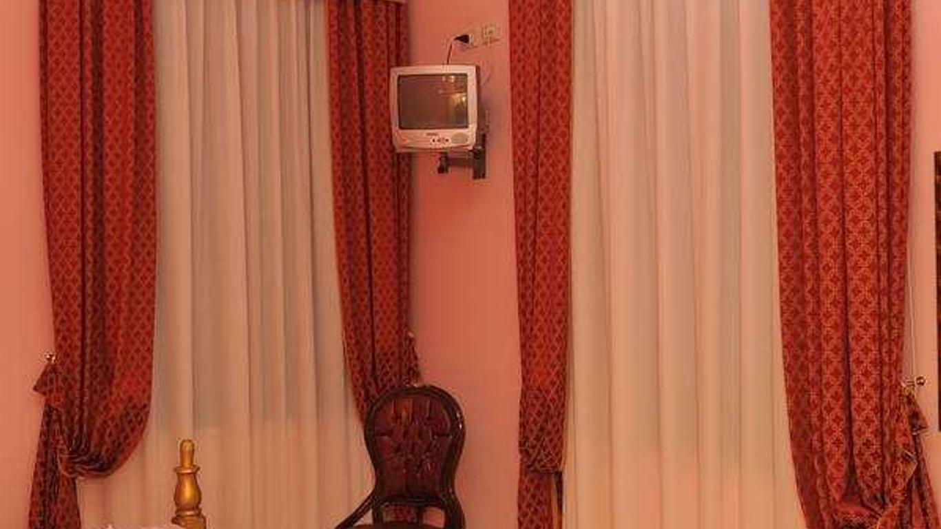 Albergo Roses