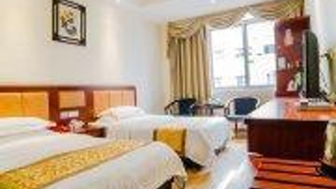Hong QI Grand Hotel