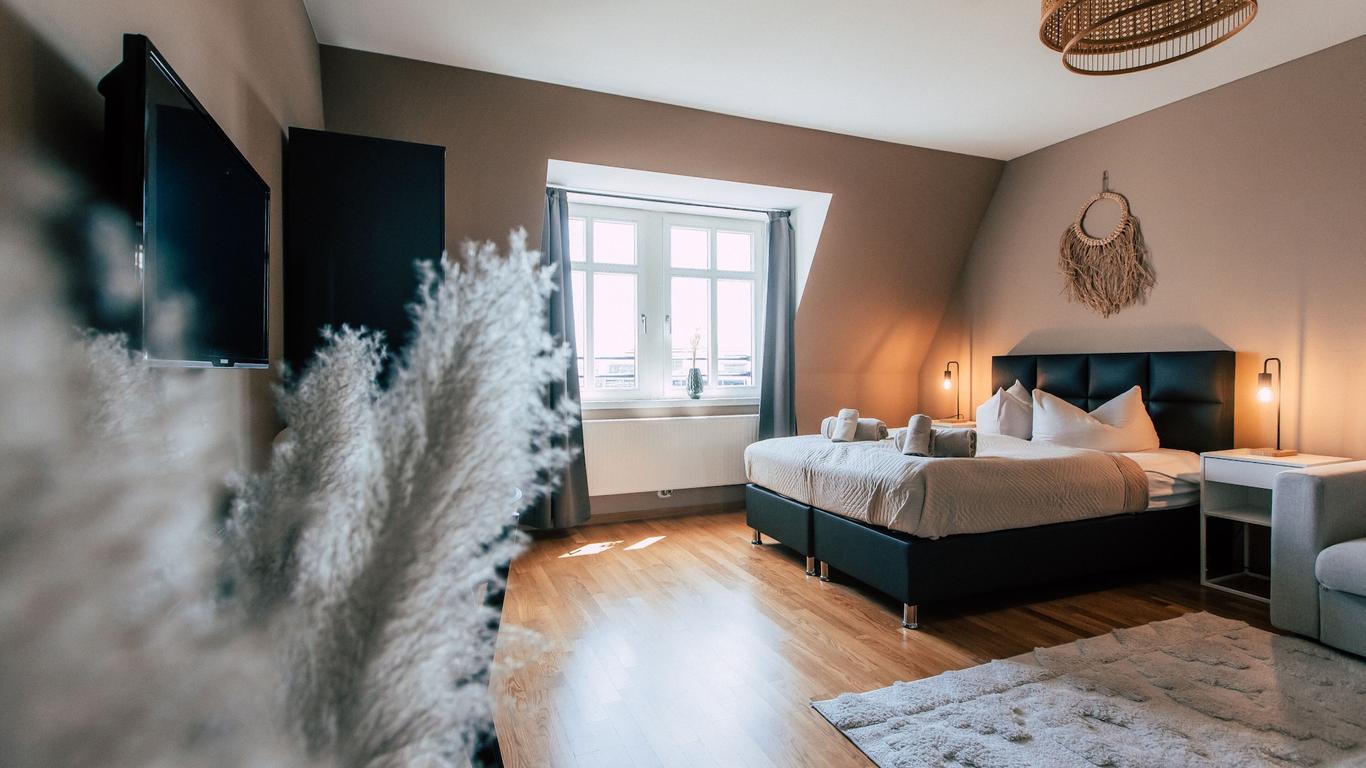 Luga Homes - Stadthaus