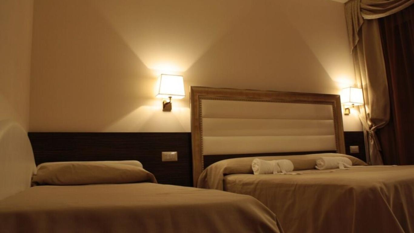 Hotel Donatella Pinarella