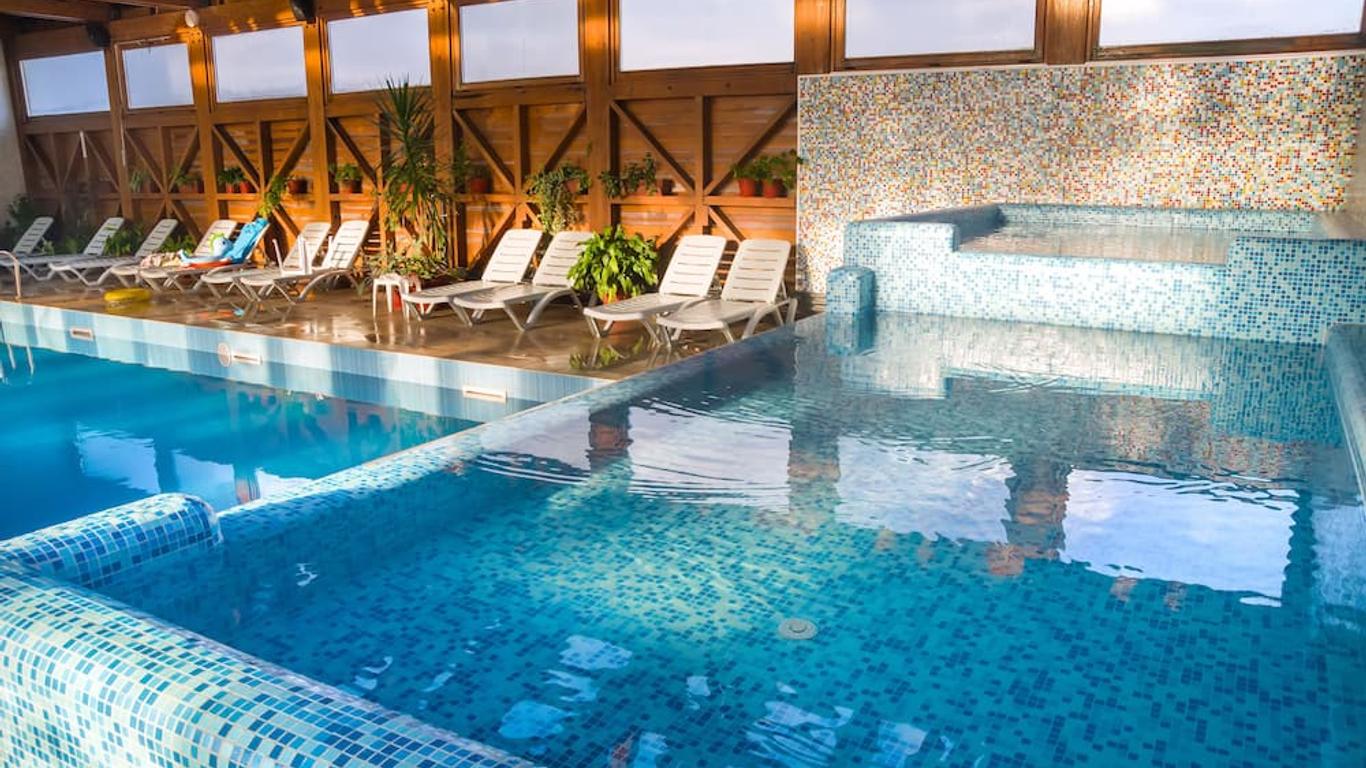 Thermal Hotel Seven Seasons