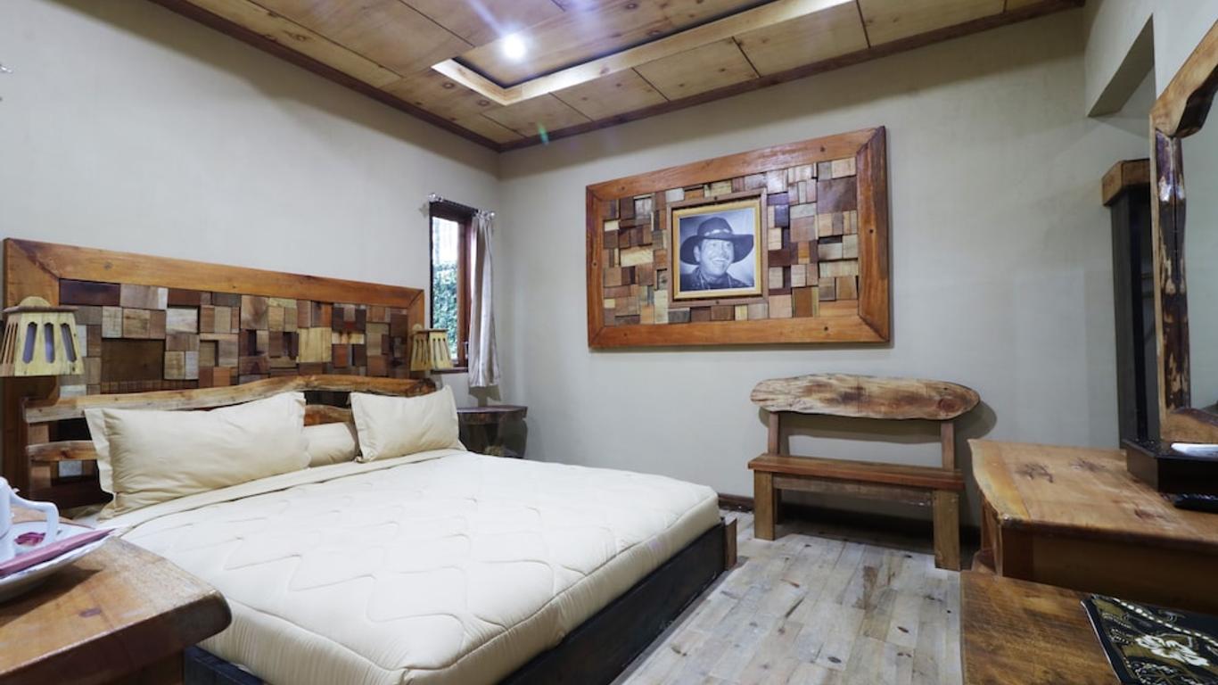 Alloyna Country Cottage
