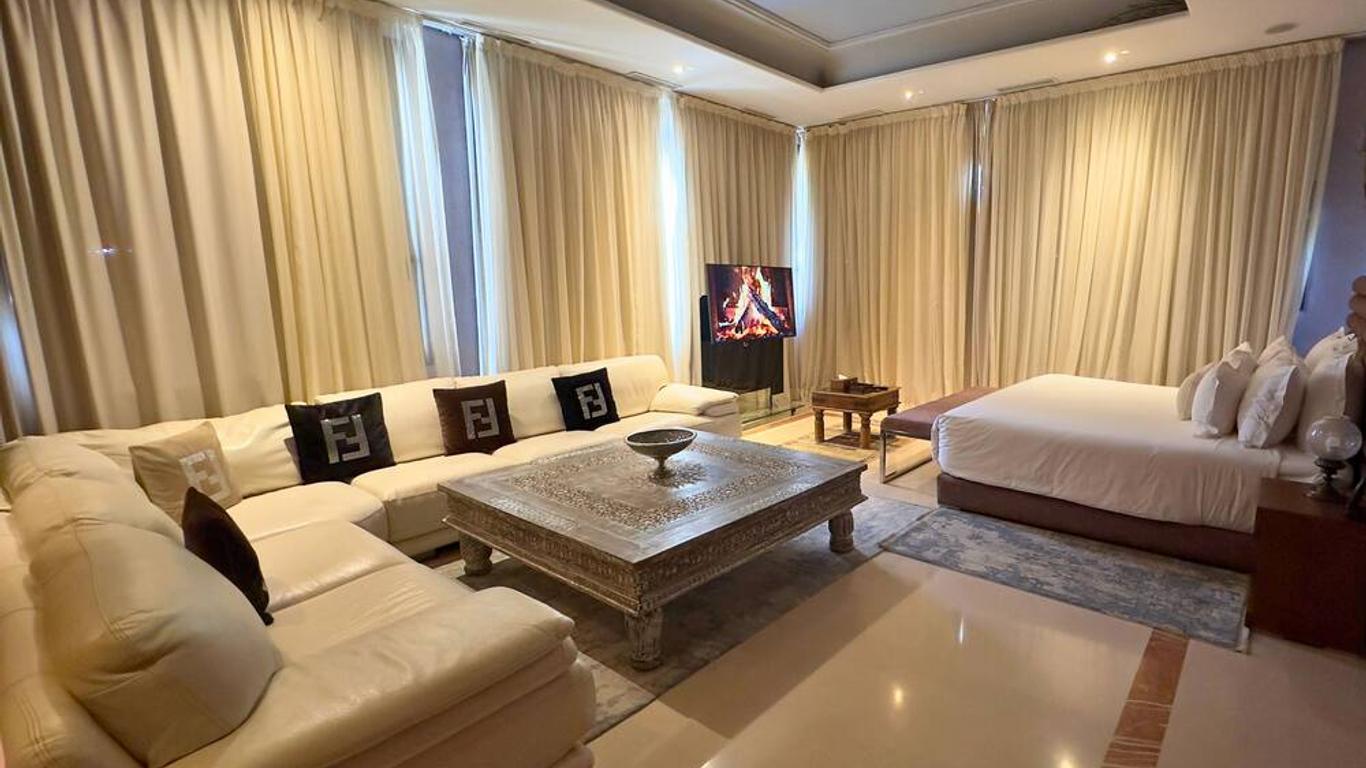 Sillage Palace Sky & Spa