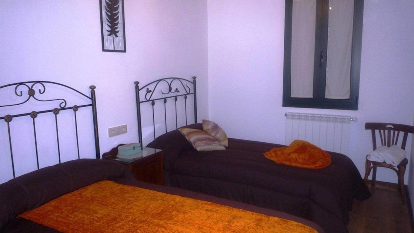 Albergue-Hostel Casa da Gandara