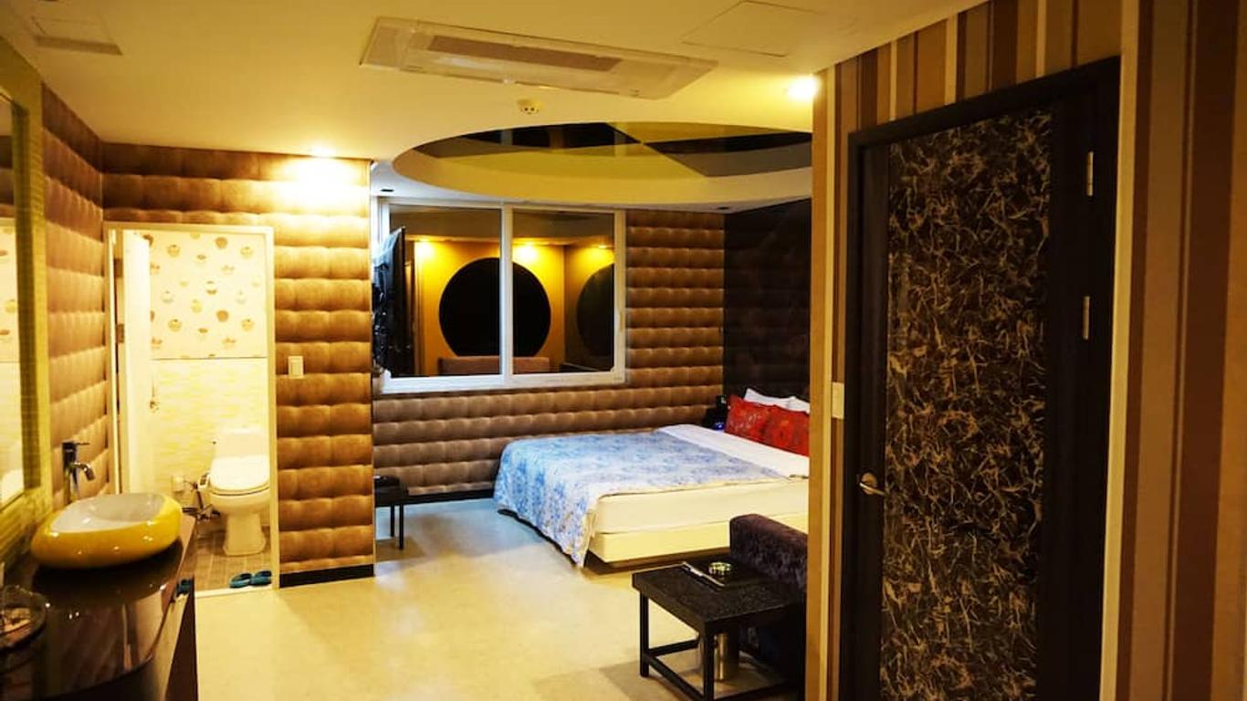 Songdo Ava Hotel
