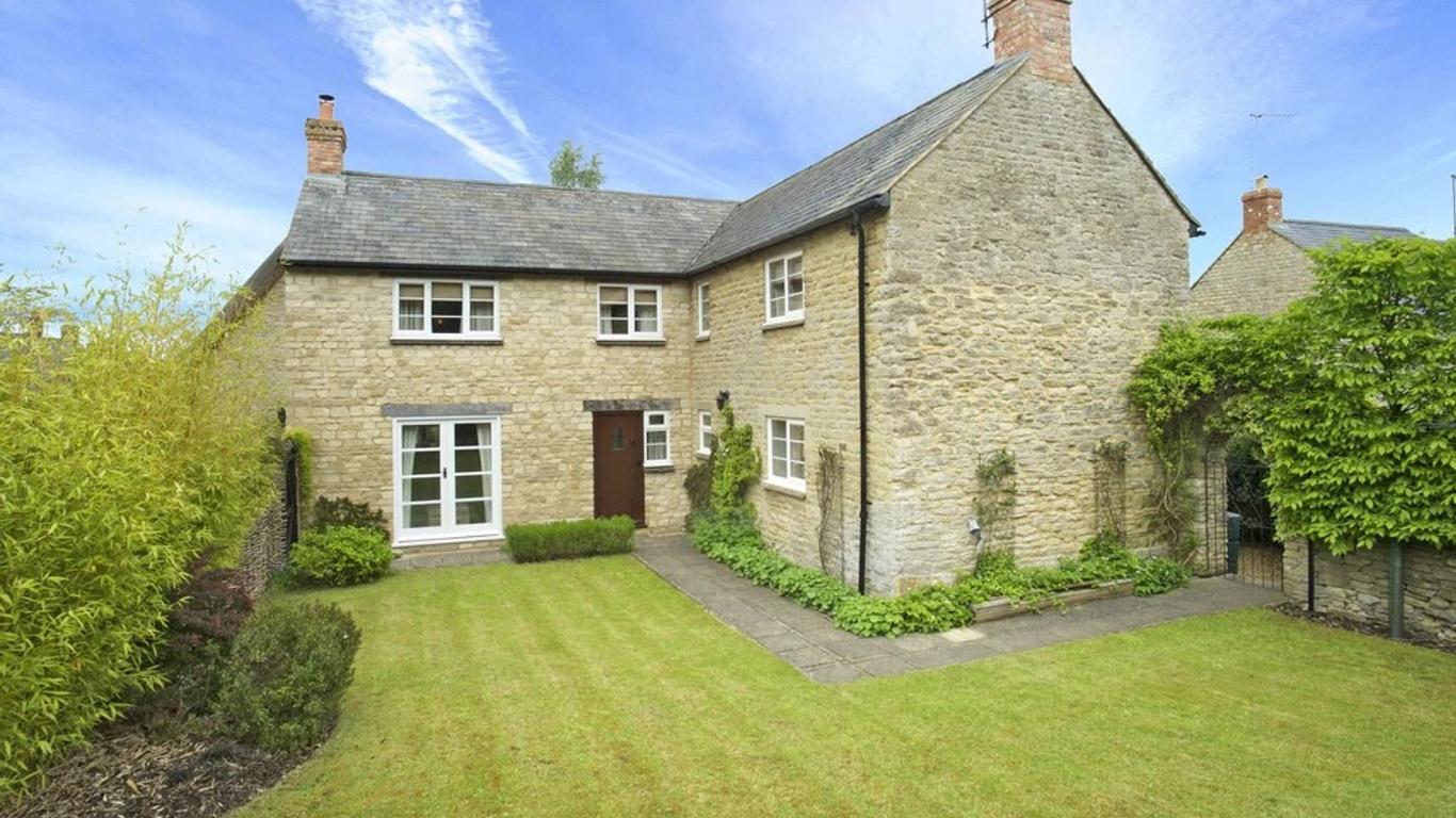 Brook Farm Cottage