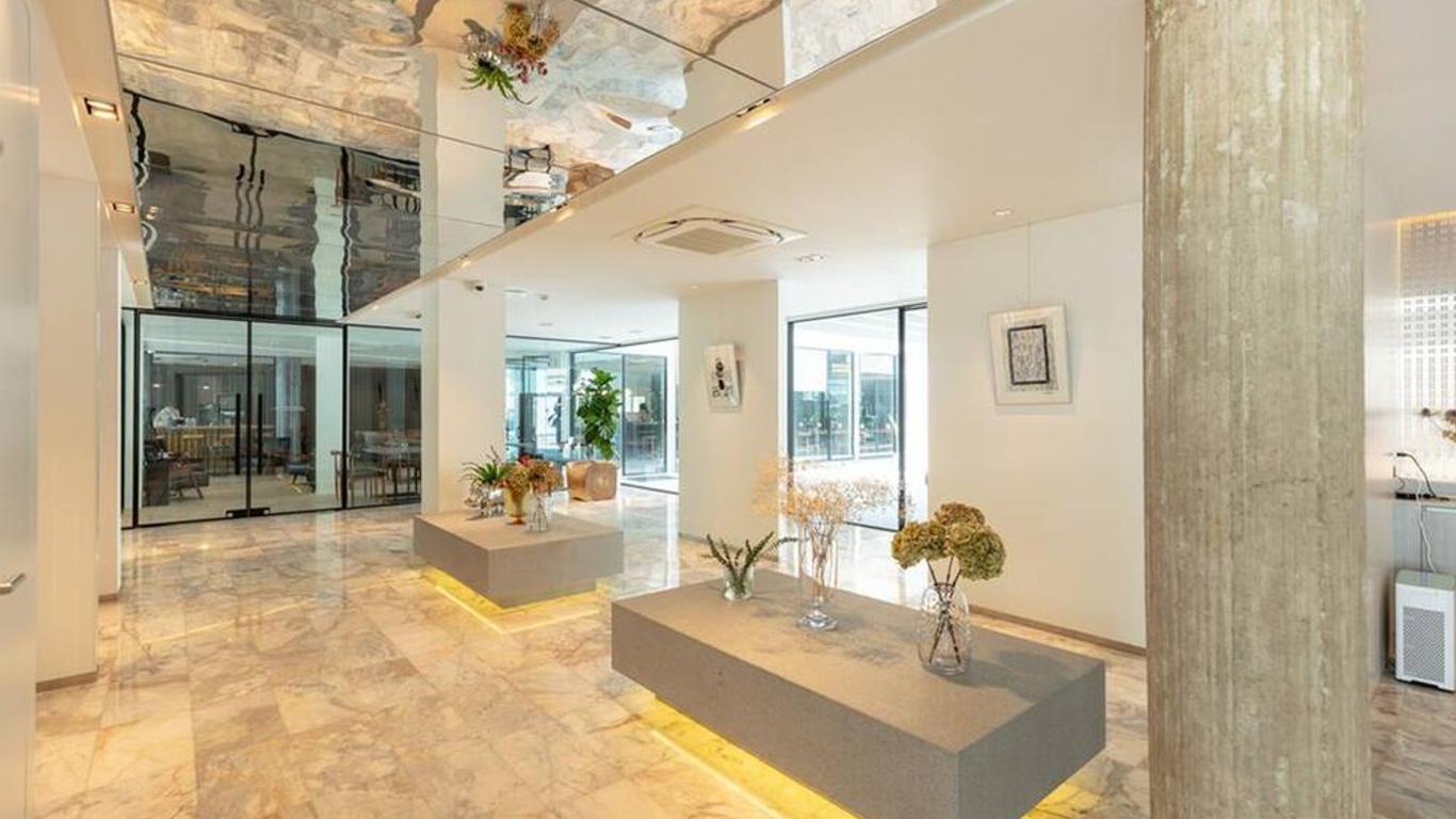 Reno Hotel Bangkok