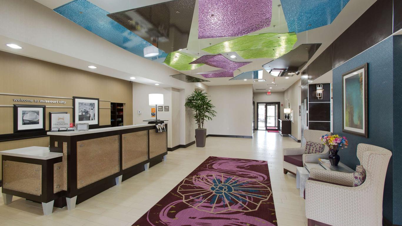 Hampton Inn & Suites Missouri City