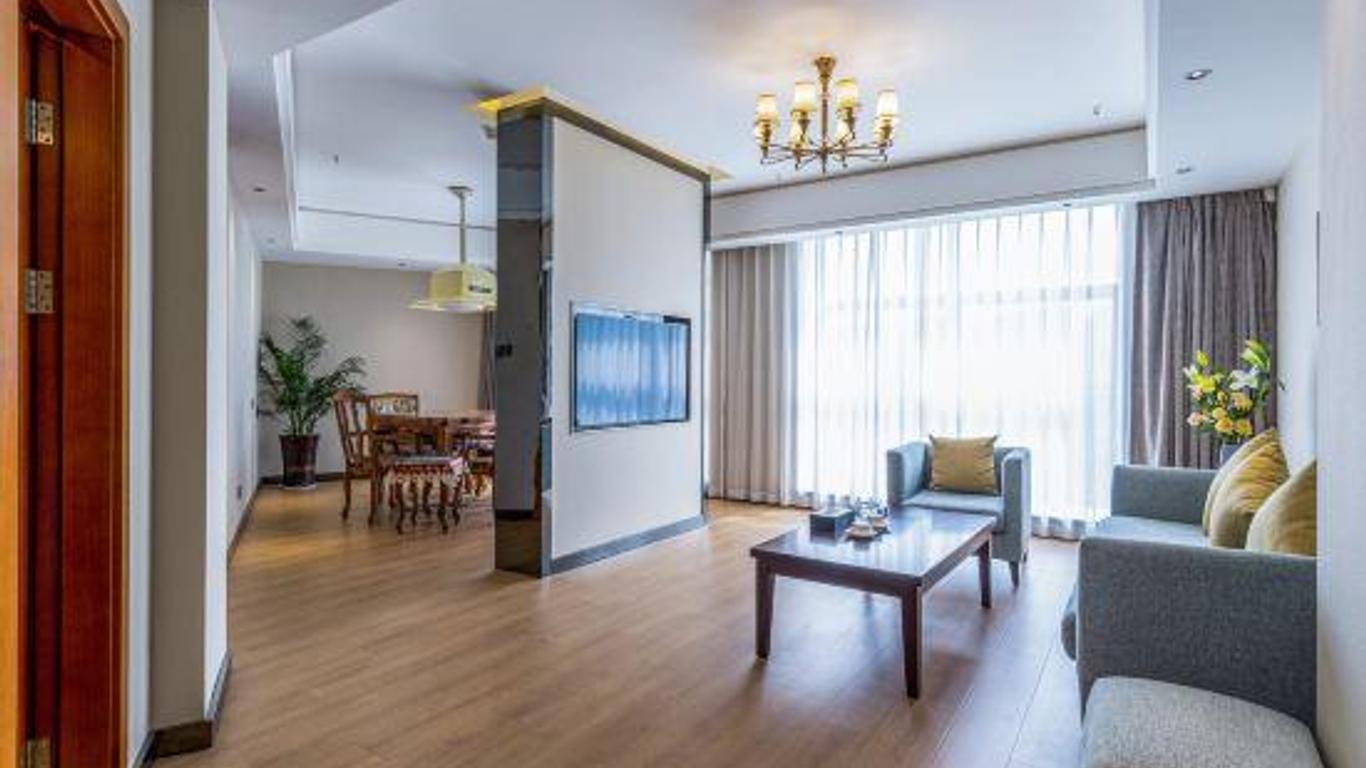Yinhuang Holiday Hotel