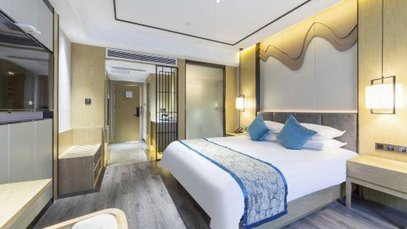 Longquan Nanguo Garden Hotel