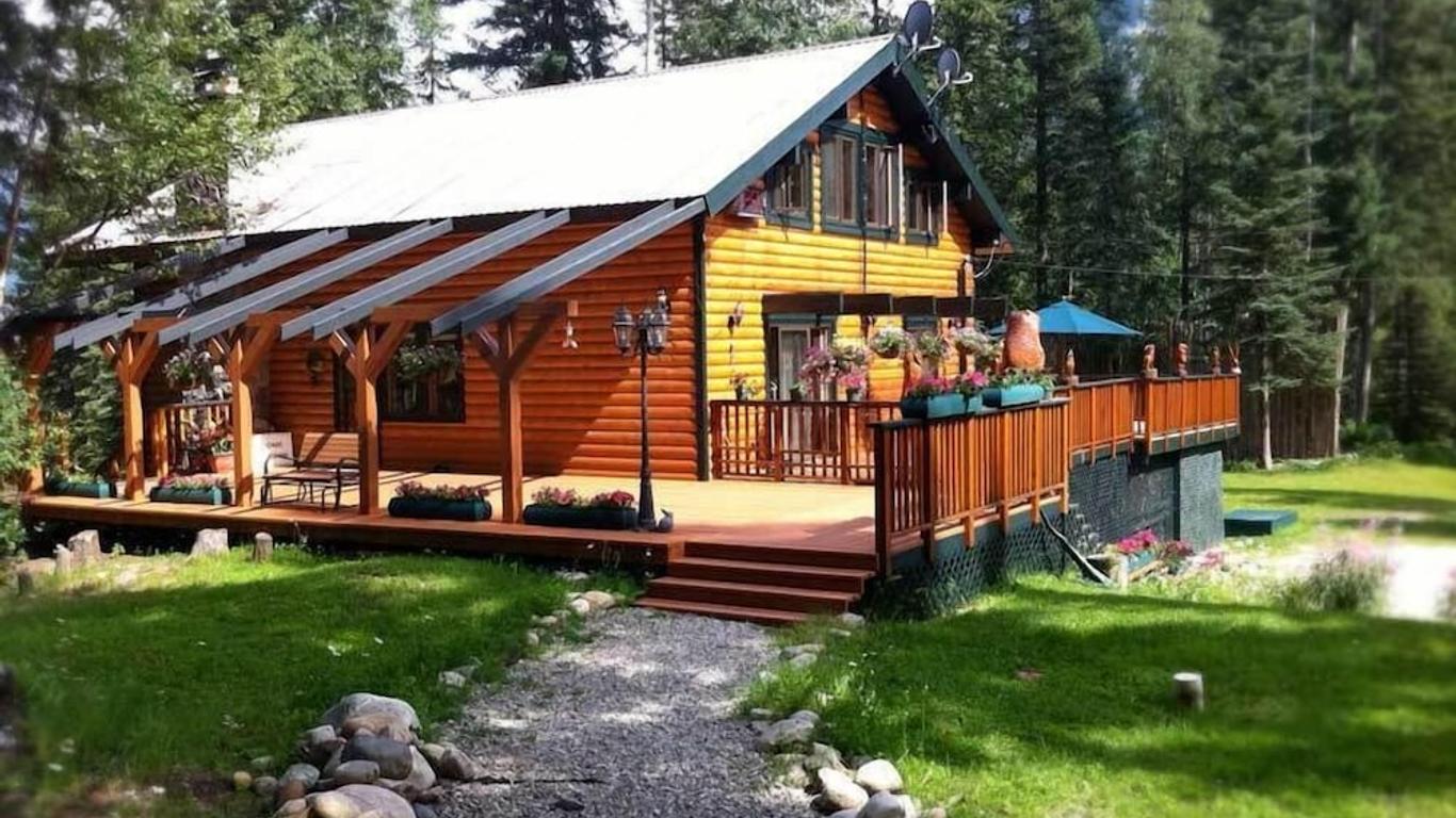 Mount Robson Mountain River Lodge