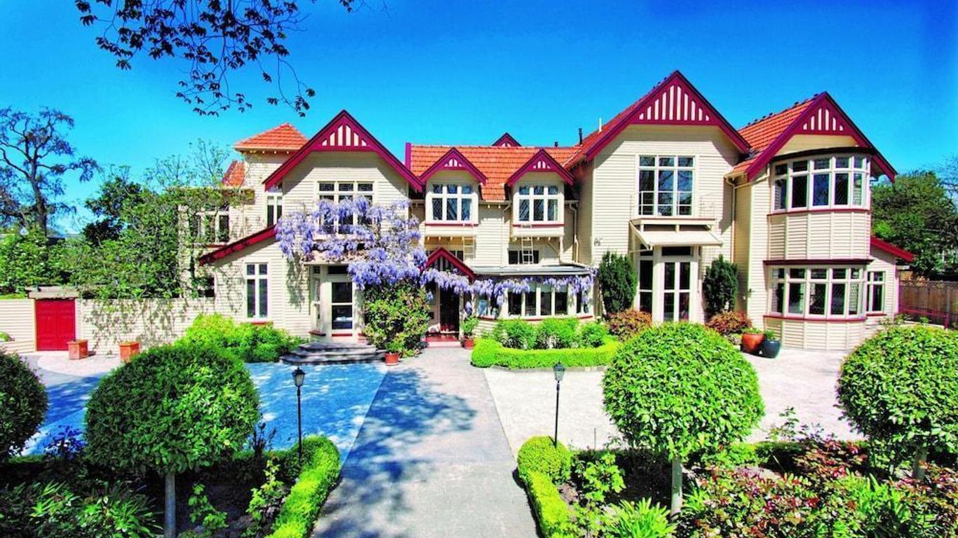 Eliza's Manor