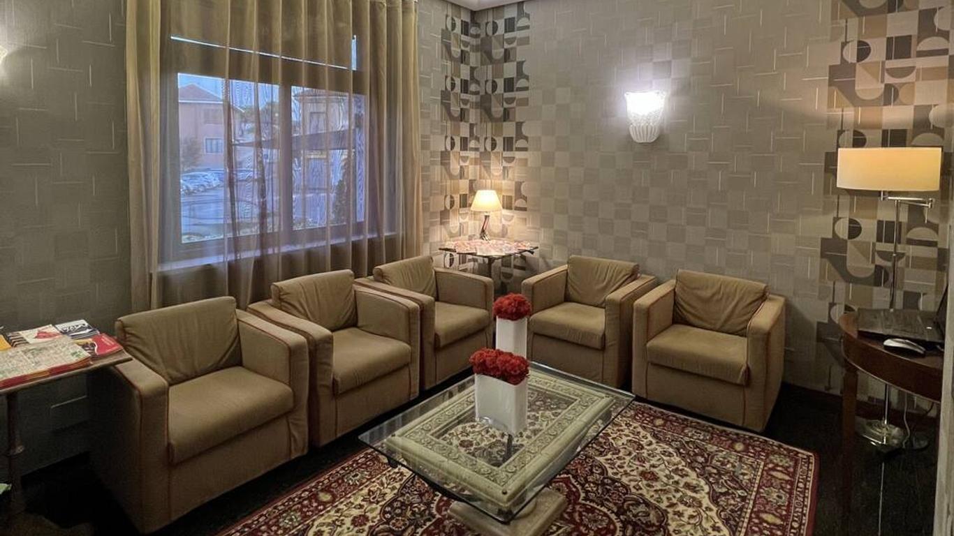Hotel La Pace