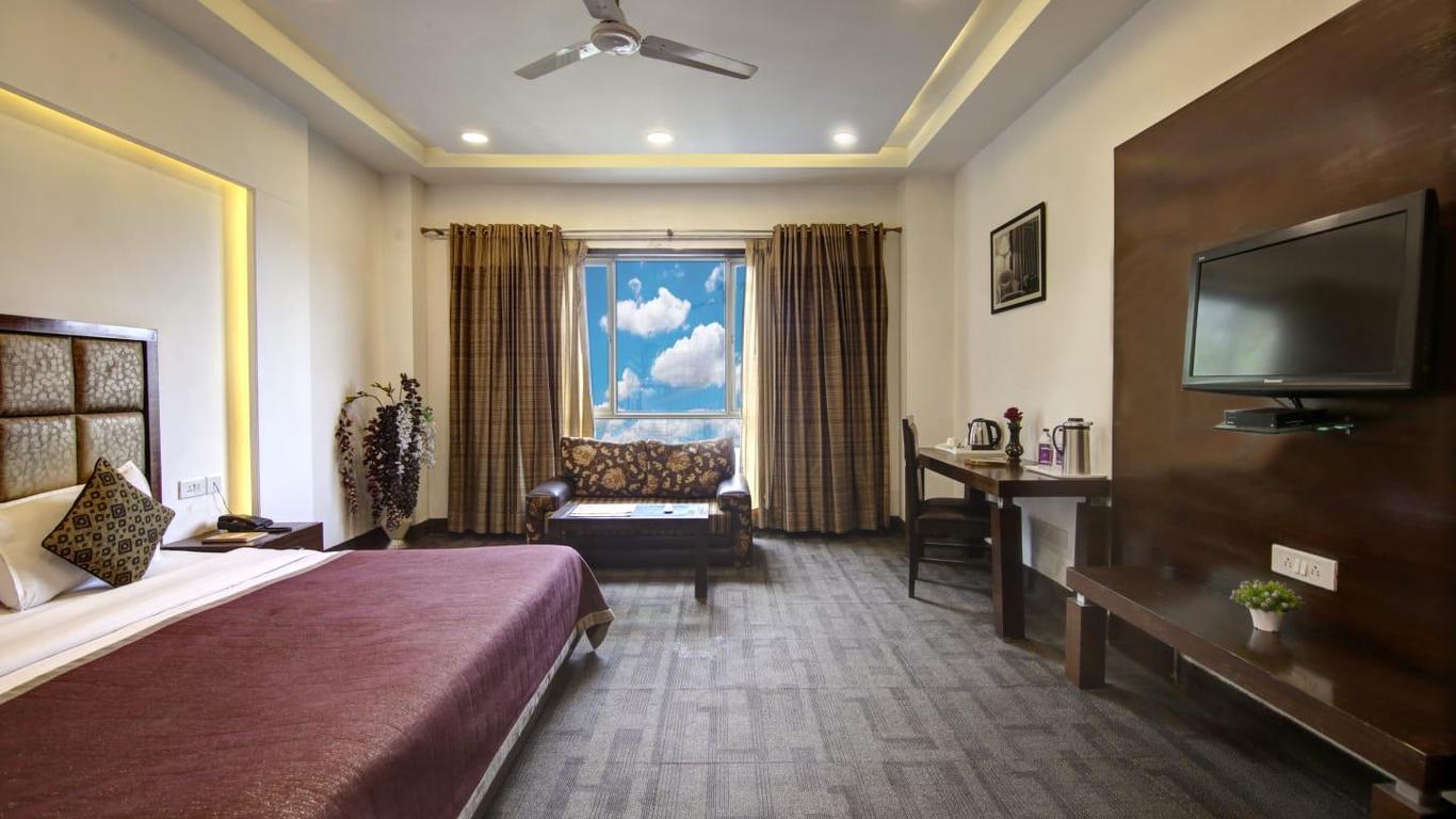 Hari's Court Inns & Hotels