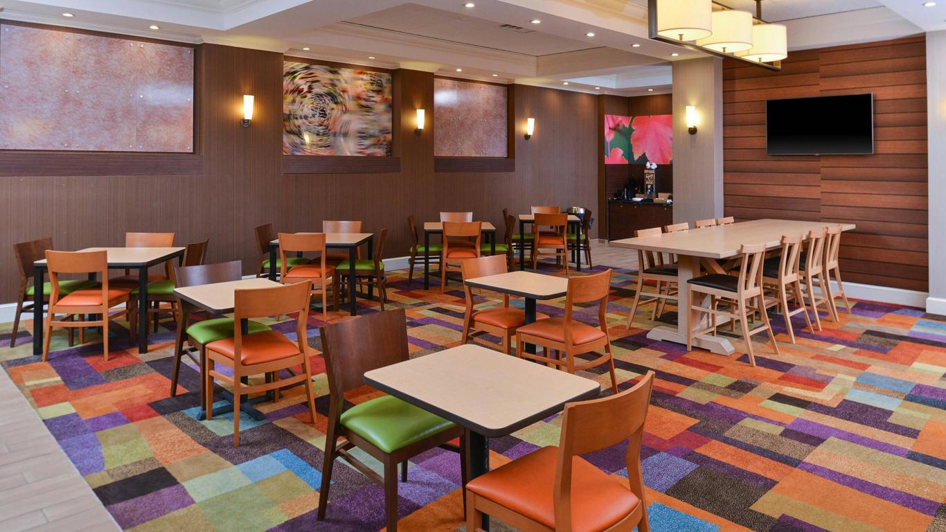 Fairfield Inn & Suites by Marriott Albany Downtown
